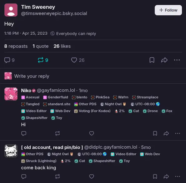 two replies to timsweeneyepic on my old did:plc account and my current account, the did:plc one reads "come back king", and my current one reads "Hi"